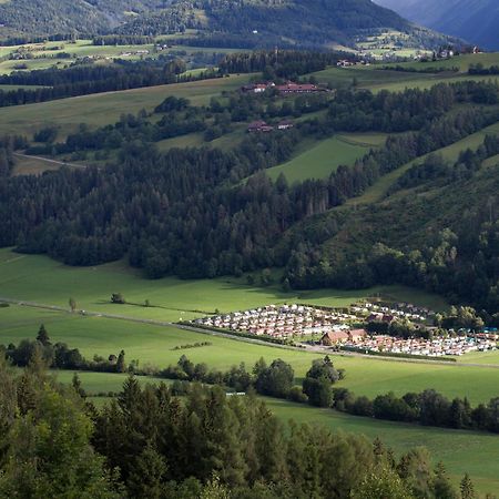 Albatross Mobile Homes On Camping Bella Austria Sankt Peter am Kammersberg Ngoại thất bức ảnh